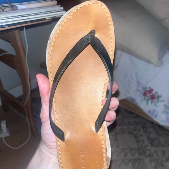 DÔEN SANDALS - Picture 8 of 12